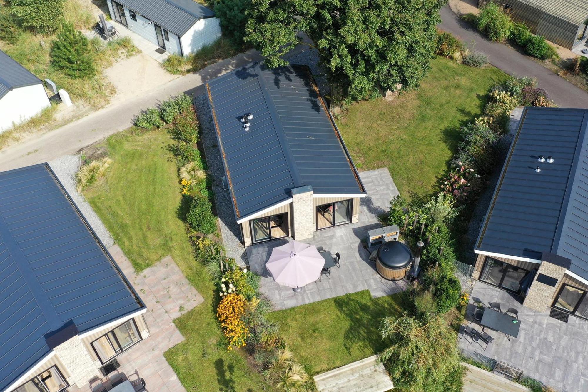Wellness Chalet Veluwemeer Biddinghuizen Exterior photo