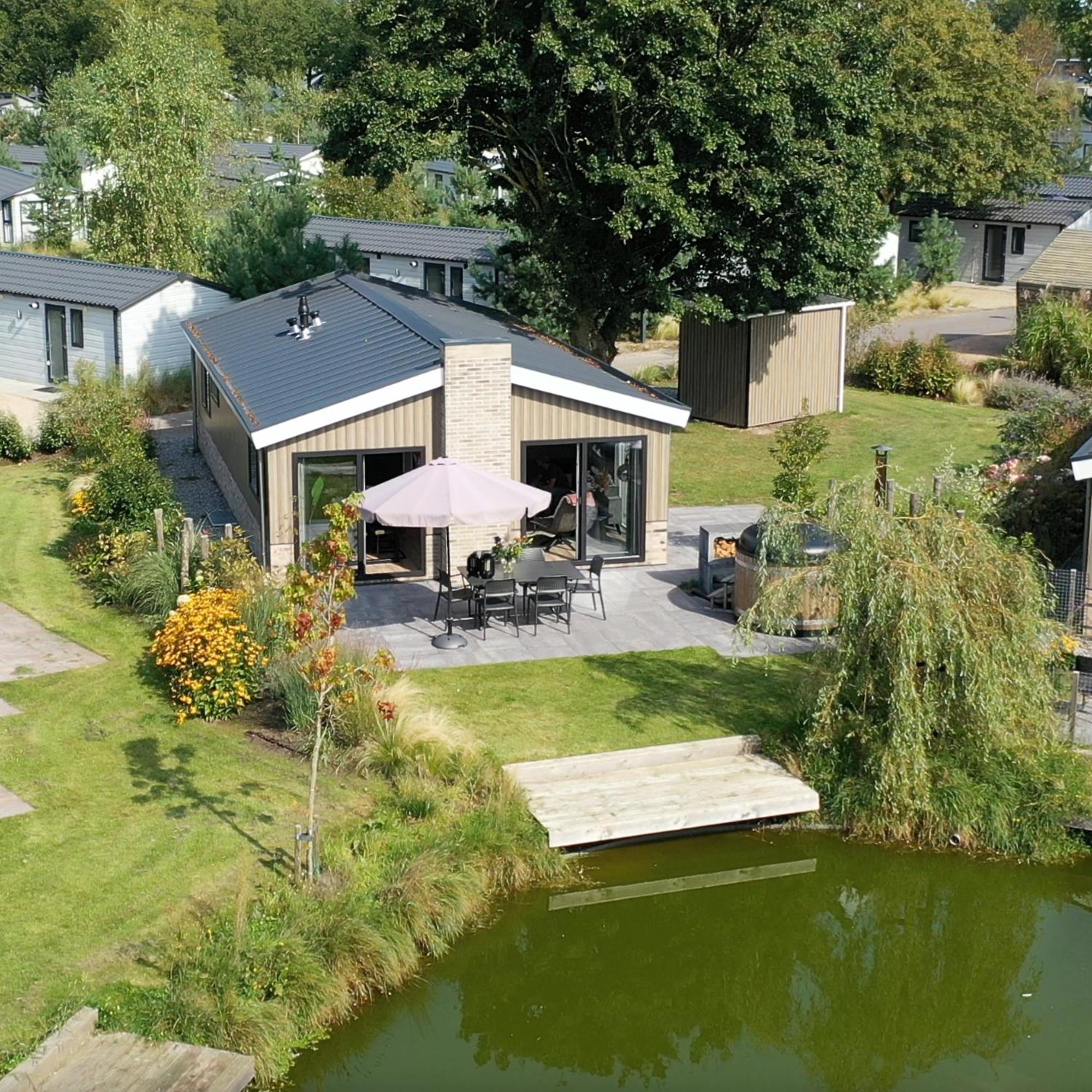 Wellness Chalet Veluwemeer Biddinghuizen Exterior photo